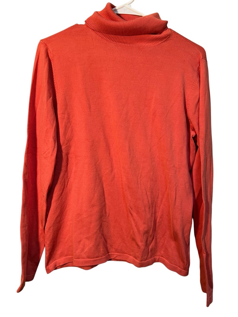 Casual Corner Women's Size Large Turtleneck Sweater Coral Light Pink Orange Silk